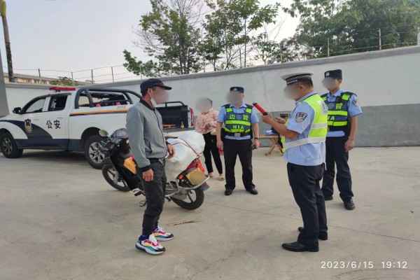 2023年6月15日 交警、派出所、综治办,勐秀乡开展联合专项行动1_副本