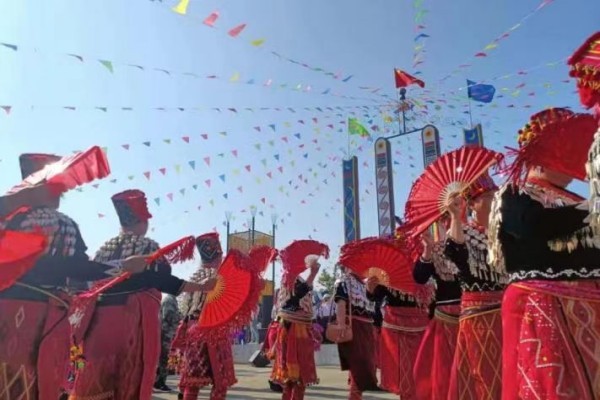 e2b48e96195385f70521195416e5b1a