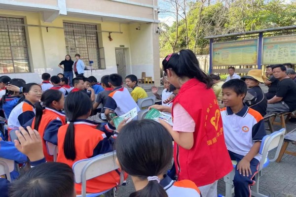 8f336d4b4f9941fa5bc38e3d1ecb2fb