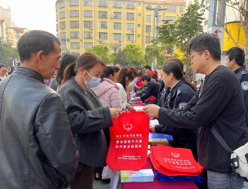 _cgi-bin_mmwebwx-bin_webwxgetmsgimg__&MsgID=7969191011504106370&skey=@crypt_cdc5703c_157c5c9a3fa4b00648c13f8e203711b3&mmweb_appid=wx_webfilehelper