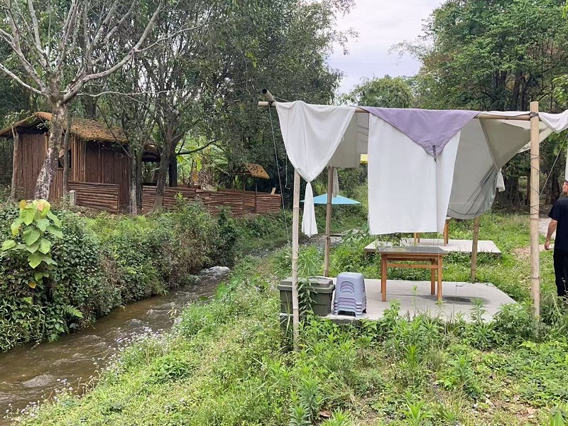 违建亭子拆除前