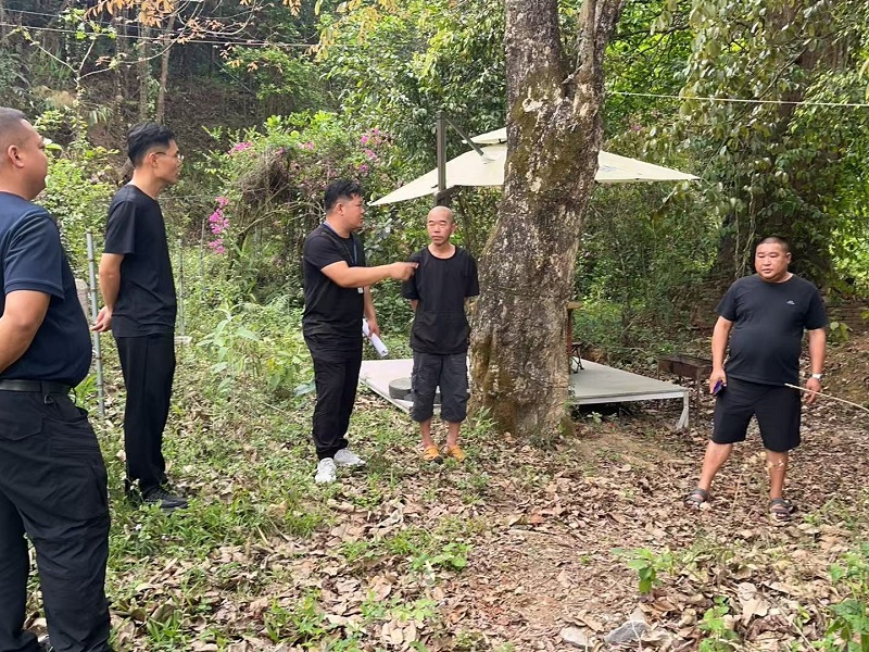 现场执法、普法