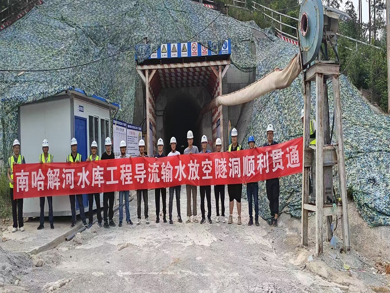 09367b453d51e517b21a772d4e9f056